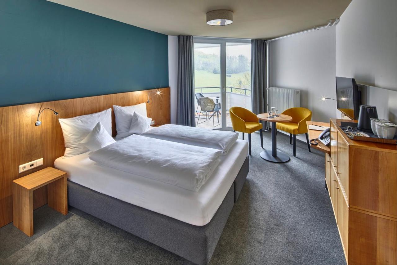 Elzland Hotel Pfauen Wellness & Spa Elzach Esterno foto