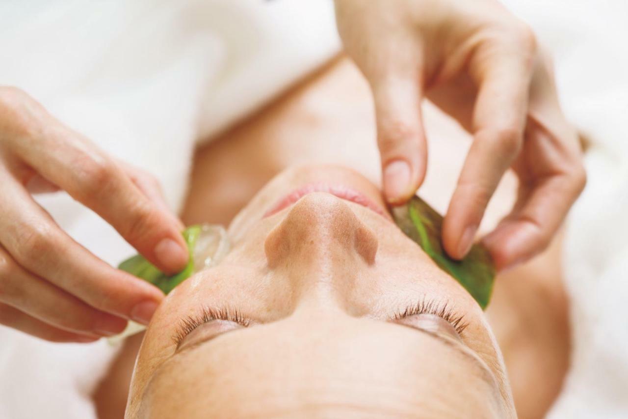 Elzland Hotel Pfauen Wellness & Spa Elzach Esterno foto