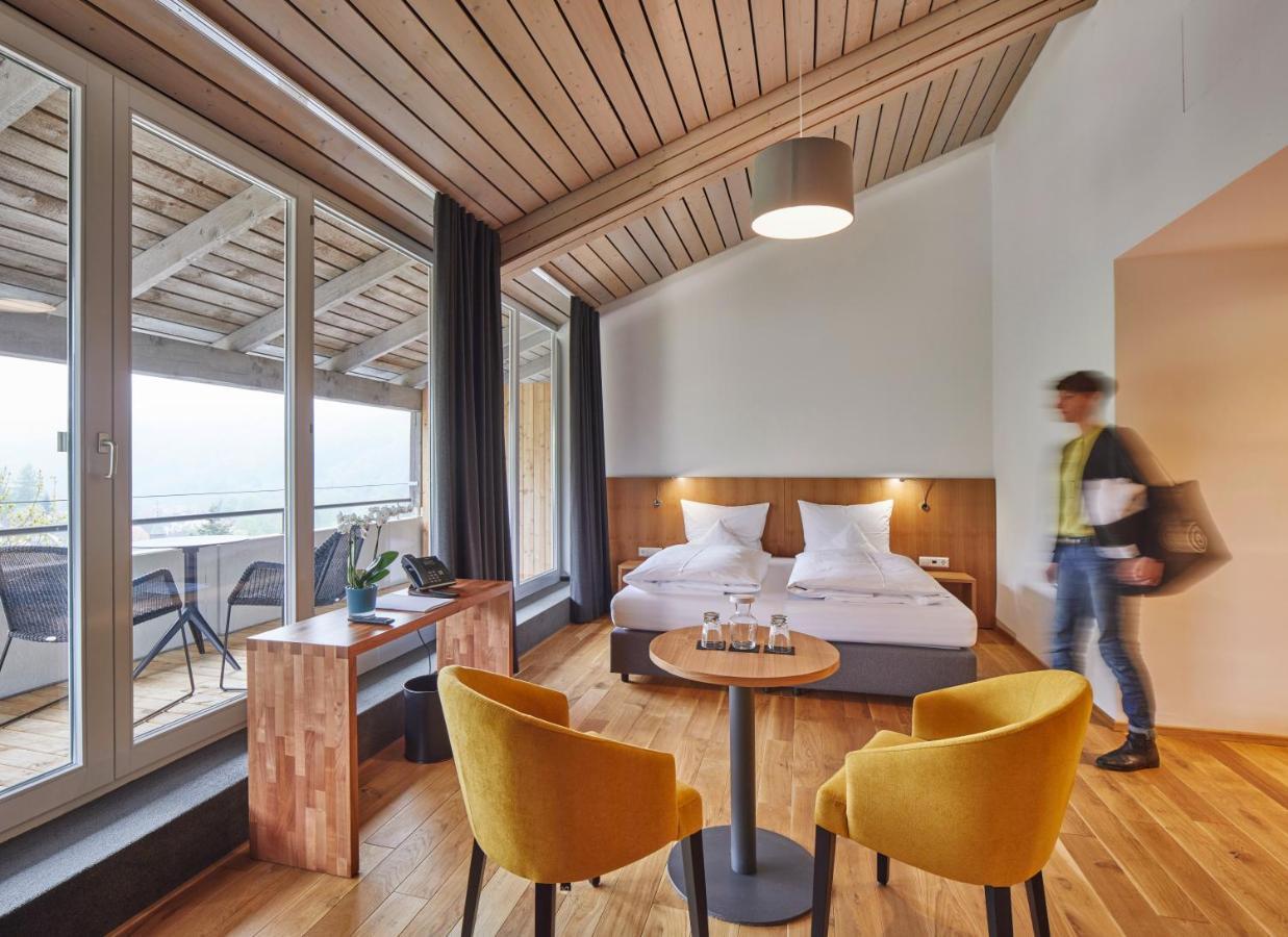 Elzland Hotel Pfauen Wellness & Spa Elzach Esterno foto